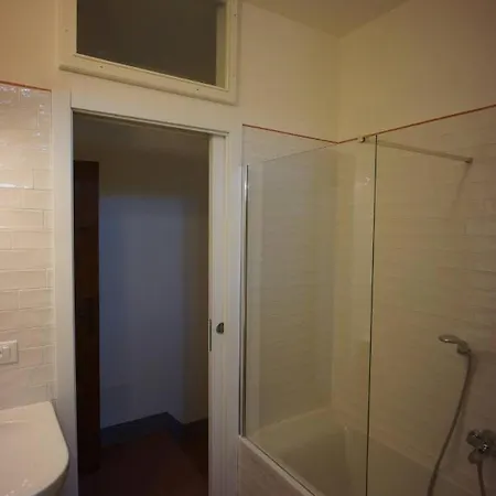 - Palazzo Contugi Xiv Sec *