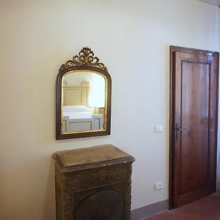 - Palazzo Contugi Xiv Sec *